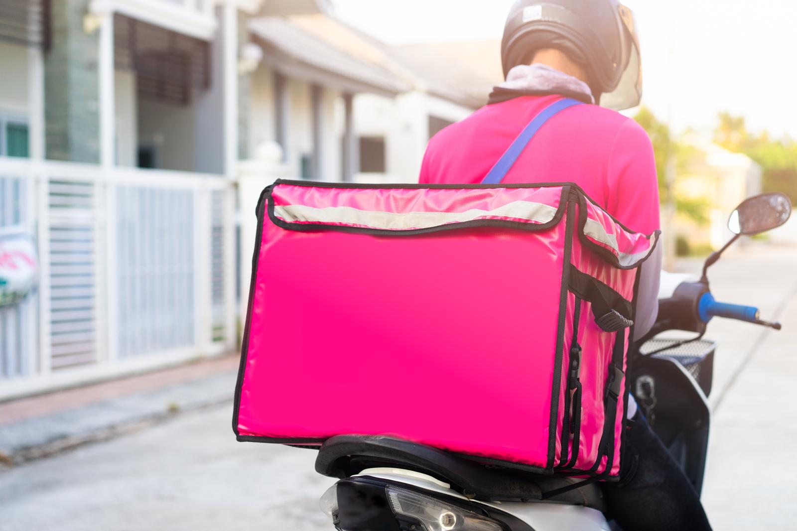 Fine dei licenziamenti algoritmici: rivoluzione UE per i rider!