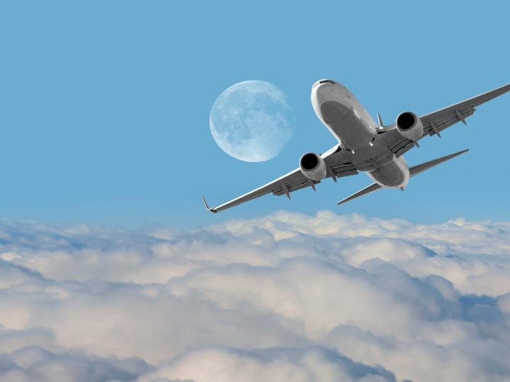 Radar spenti e missioni segrete: Boeing 777 attraversa l’Europa inosservato