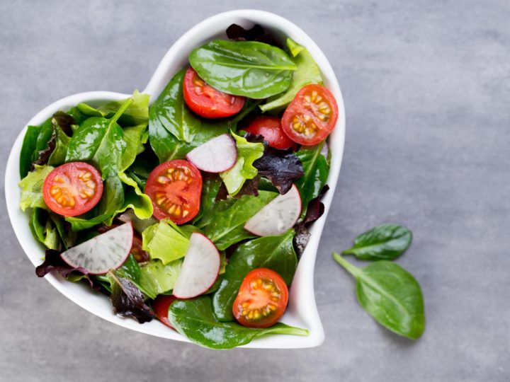 Trauma a cena: cliente trova dito umano nell’insalata!