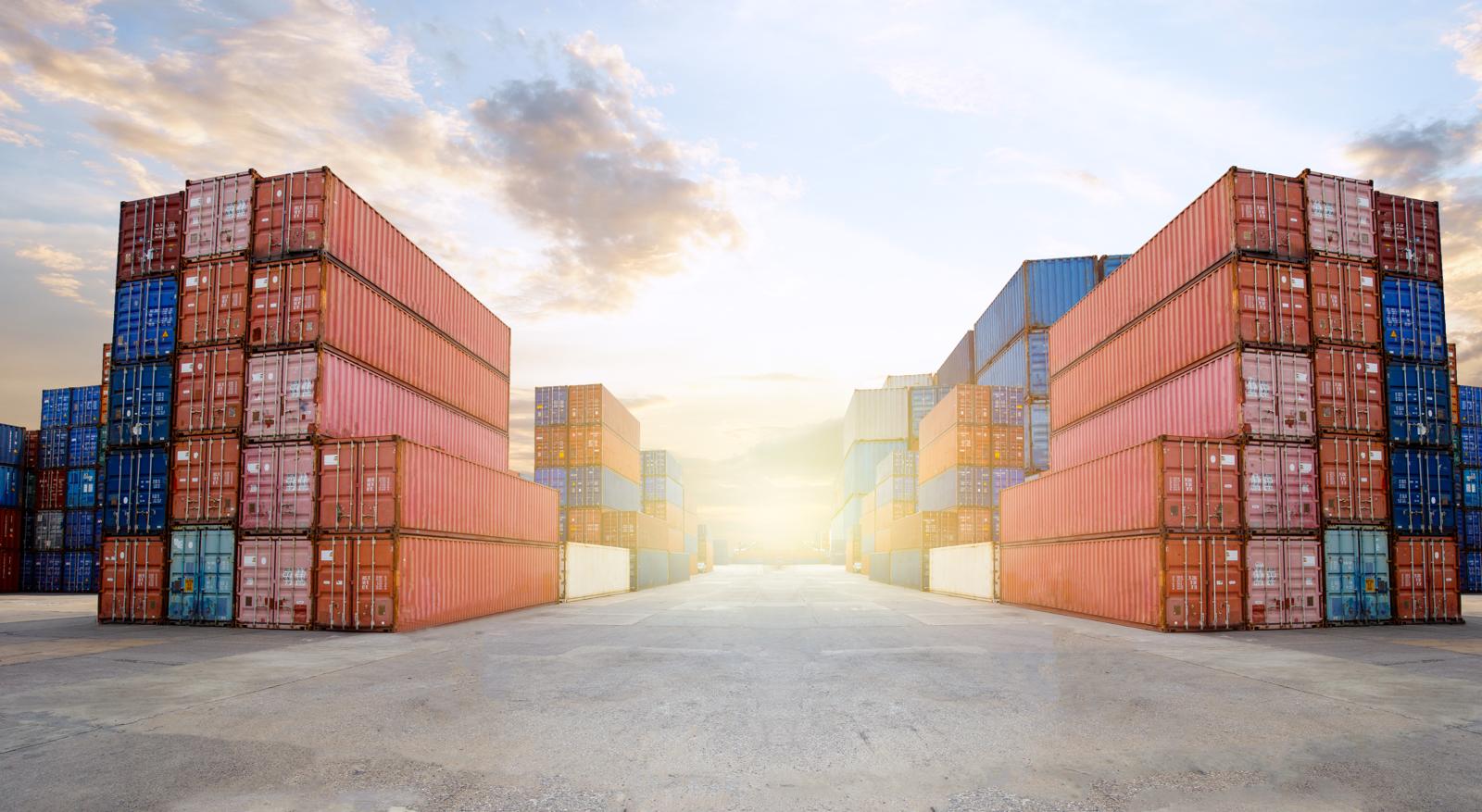 Caos marittimo: perdita massiva di container da una nave Maersk!