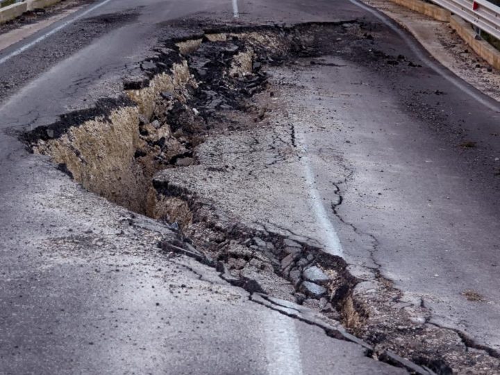 Terrore notturno in Cina: potente terremoto lascia bilancio agghiacciante