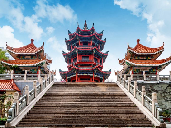 Xi Jinping in difficoltà! La Cina perde popolazione e cresce l’incertezza!
