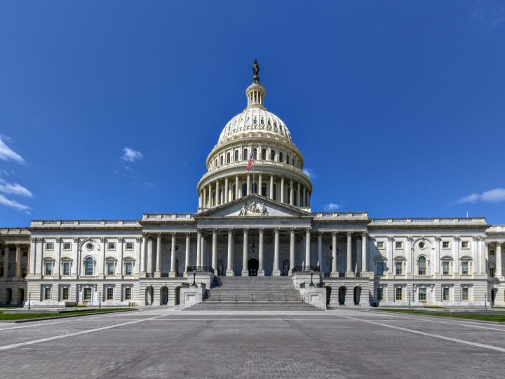 Incredibile mossa del Senato USA: evitato lo shutdown all’ultimo respiro!